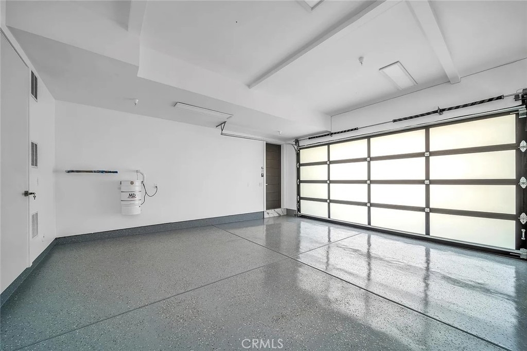 242 S Broadway - Photo 33