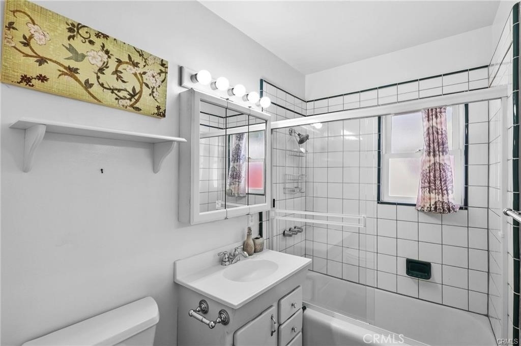 810 N Maria - Photo 11