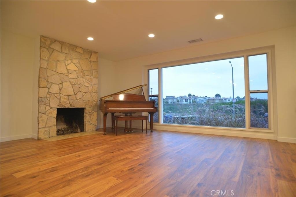7930 Campion Drive - Photo 5