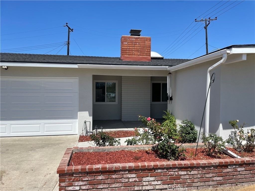 7901 Rhine Ln - Photo 0