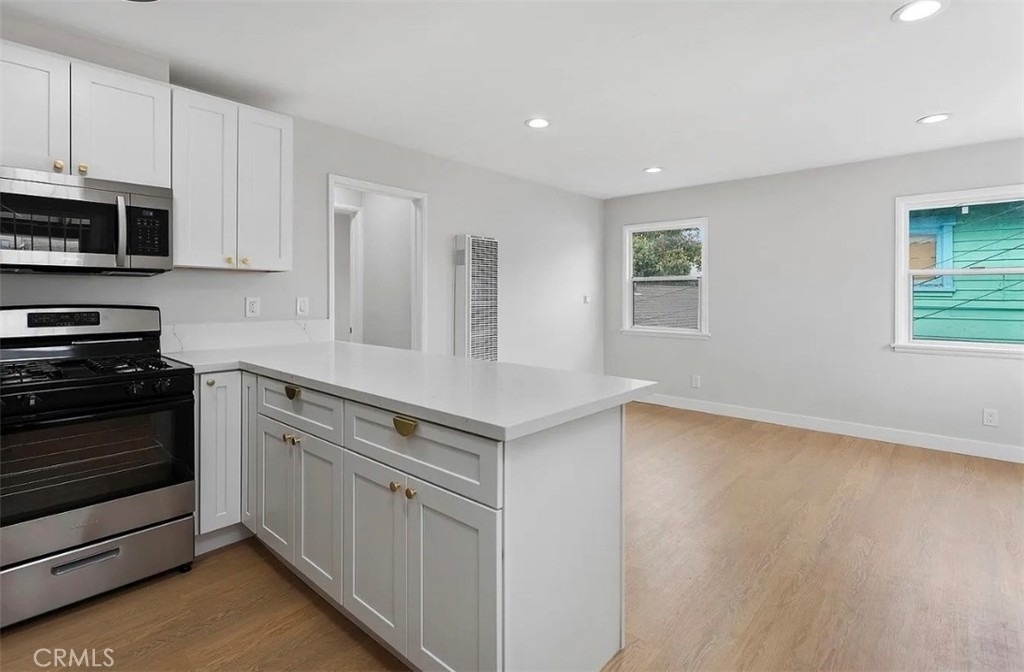 1109 E 3rd - Photo 7