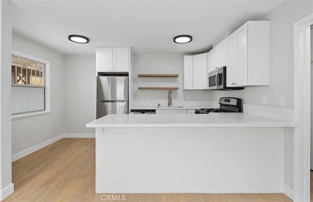 1109 E 3rd - Photo 3