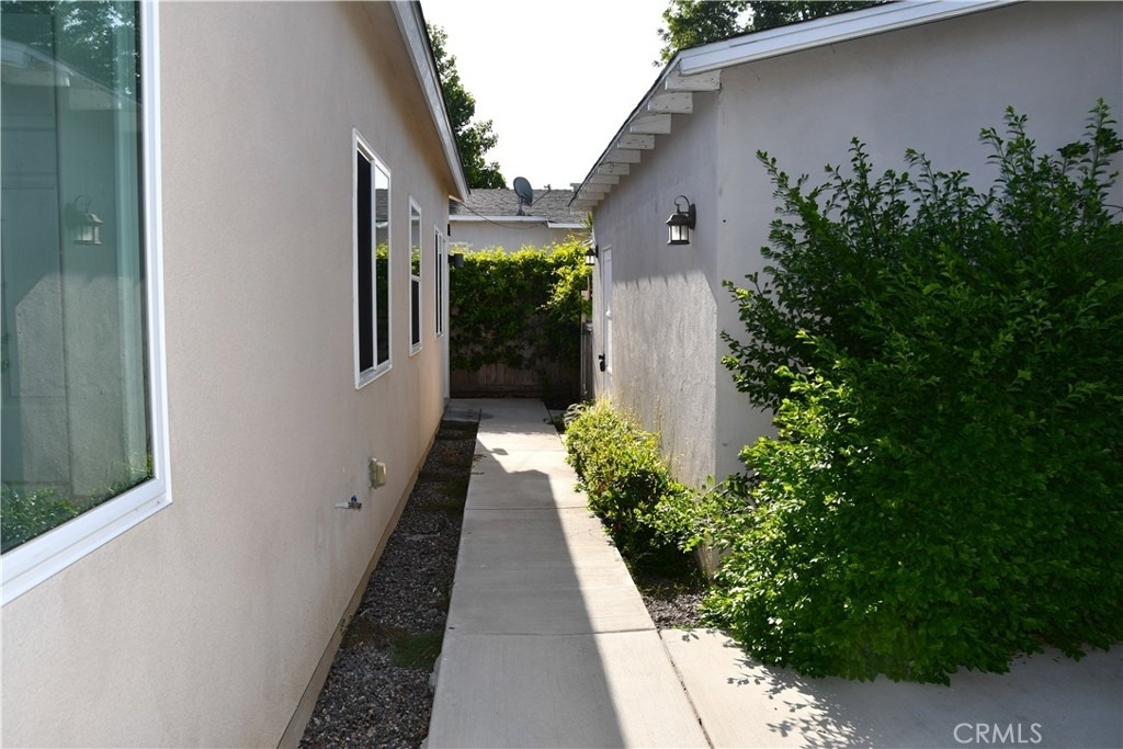 132 S Lime - Photo 34