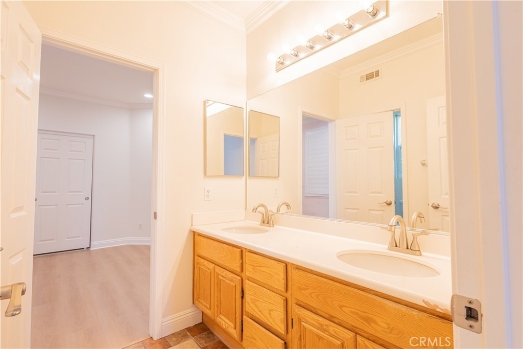 5036 Heritage - Photo 15