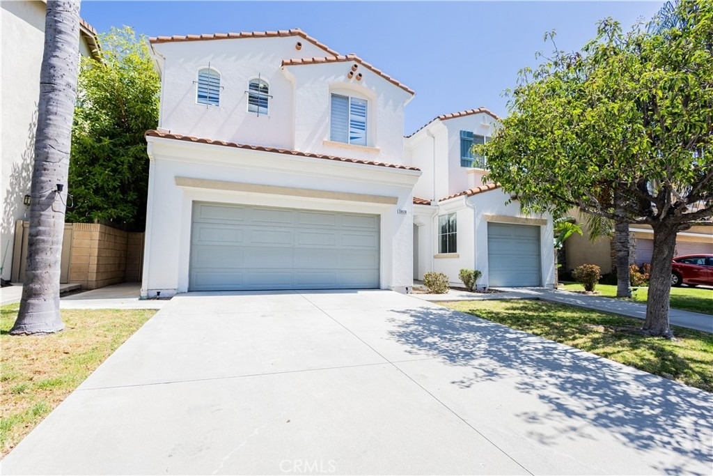 5036 Heritage - Photo 1