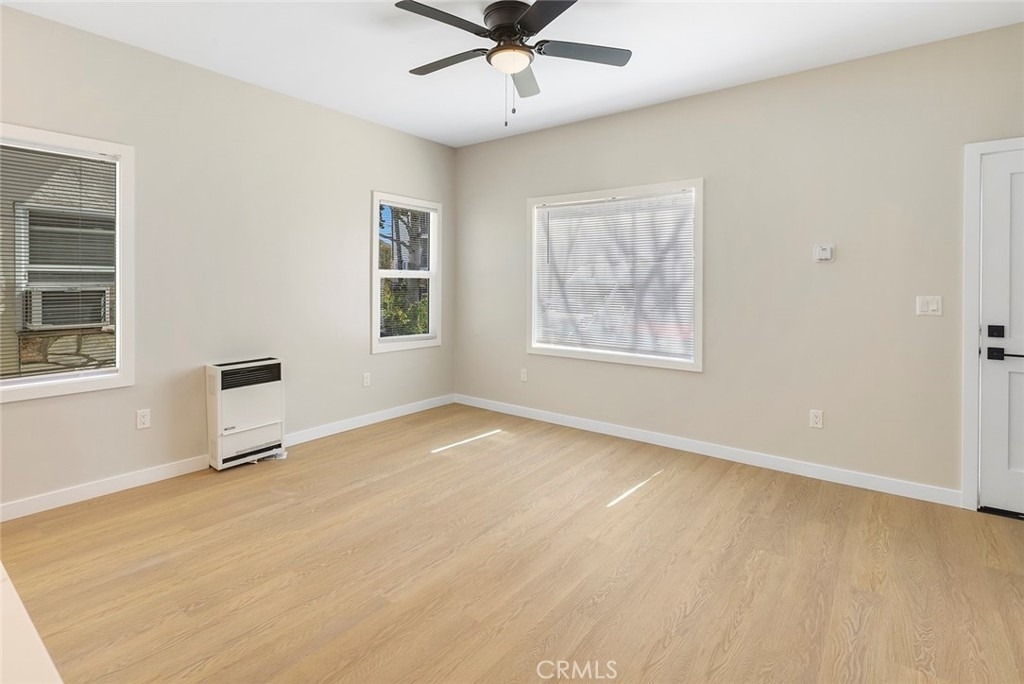 1237 E 1st - Photo 4