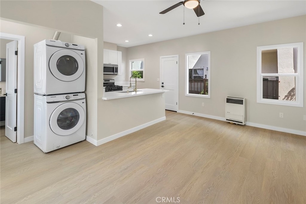 1237 E 1st - Photo 3