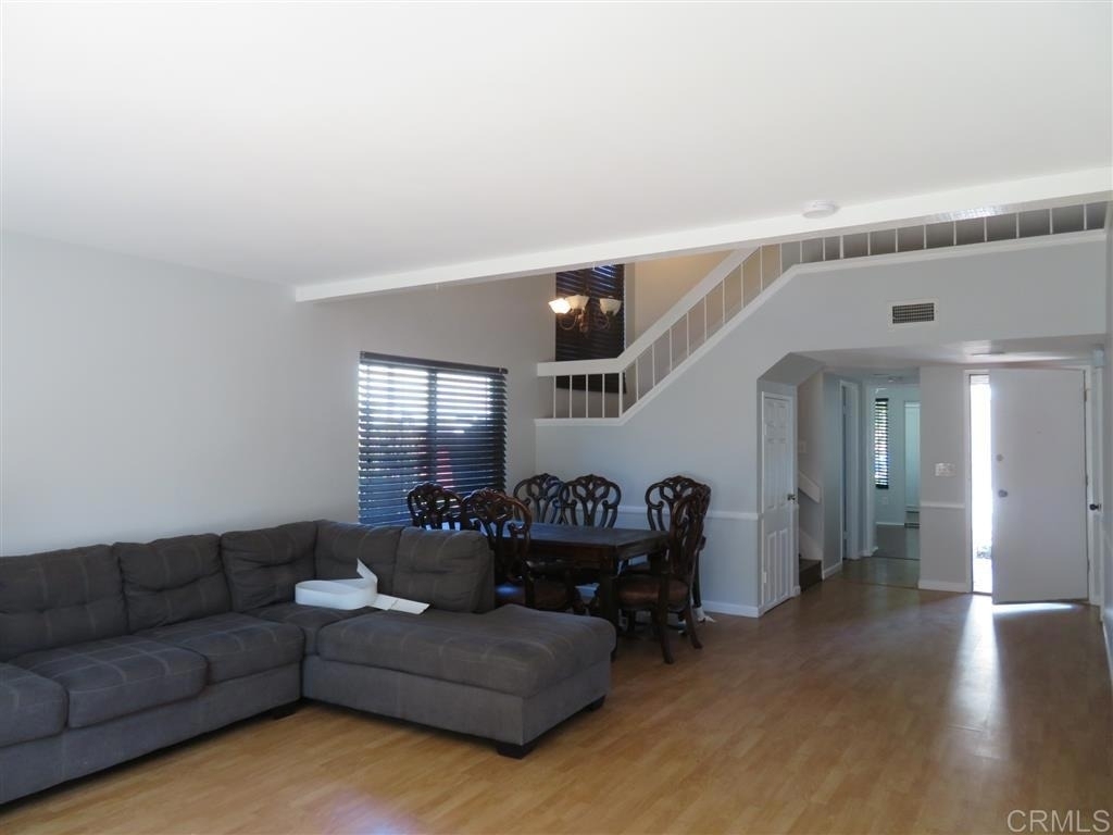 7037 Attleborough Ct - Photo 6