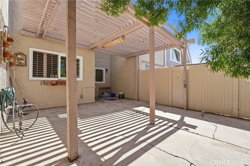 104 Oval - Photo 14