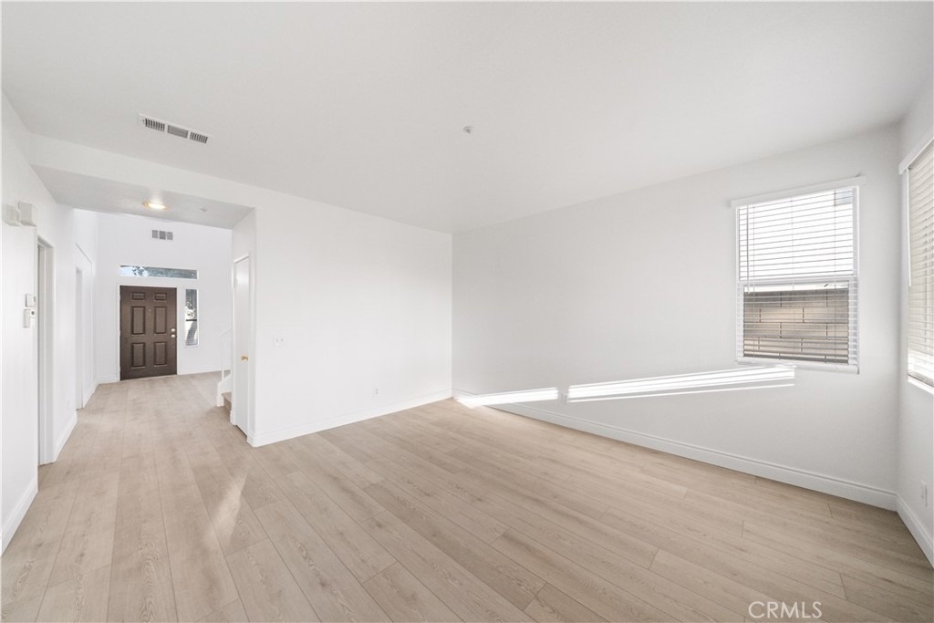 6766 Royal Crest Court - Photo 26