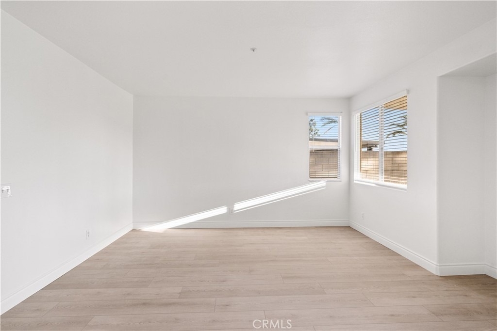 6766 Royal Crest Court - Photo 38