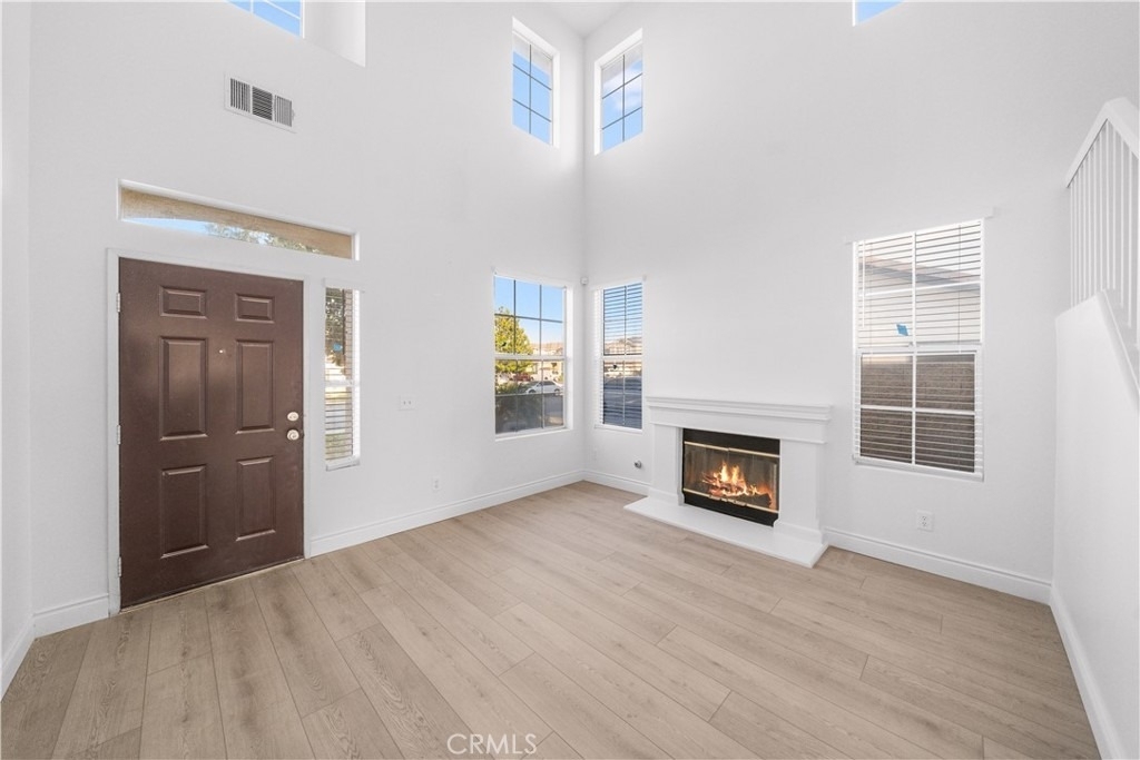 6766 Royal Crest Court - Photo 16