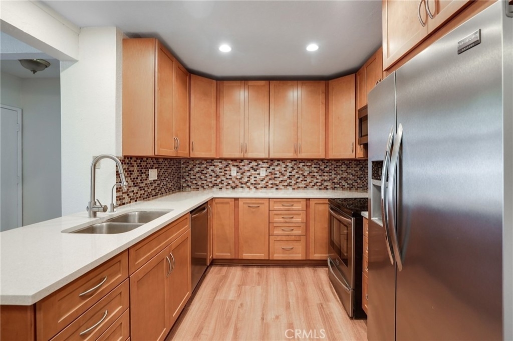 21372 Brookhurst - Photo 7