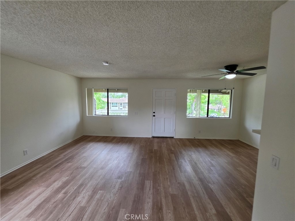26257 Hillsford Place - Photo 17