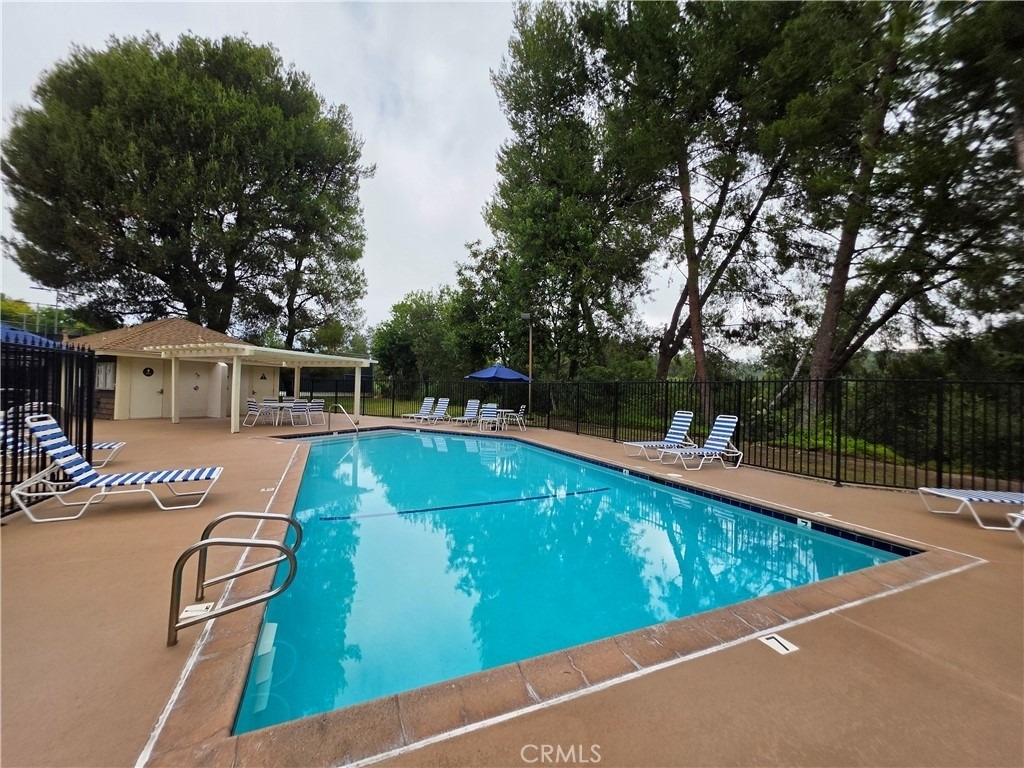 26257 Hillsford Place - Photo 19