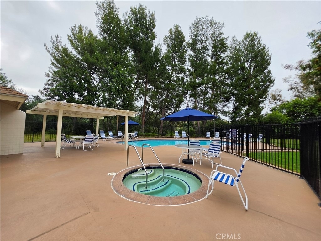 26257 Hillsford Place - Photo 18