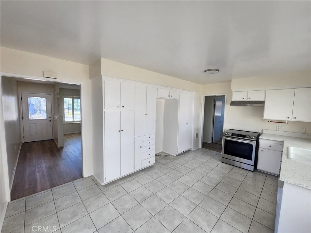 5641 Tilburg Drive - Photo 4