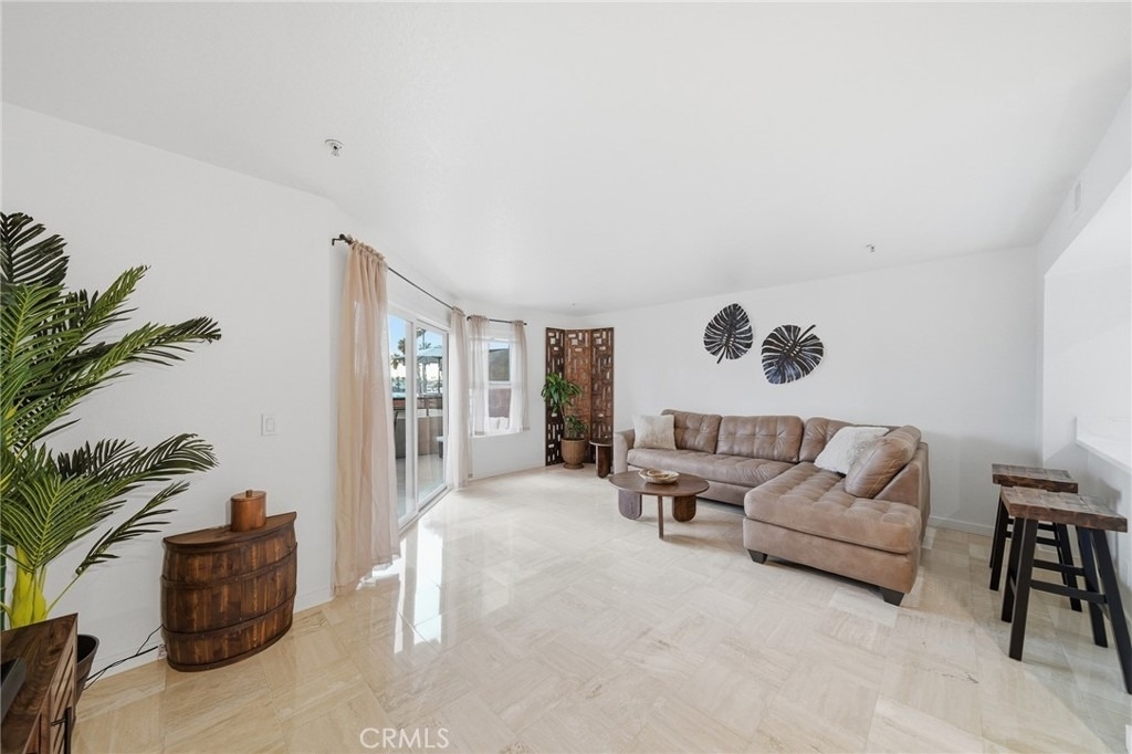 1200 Pacific Coast Highway - Photo 4