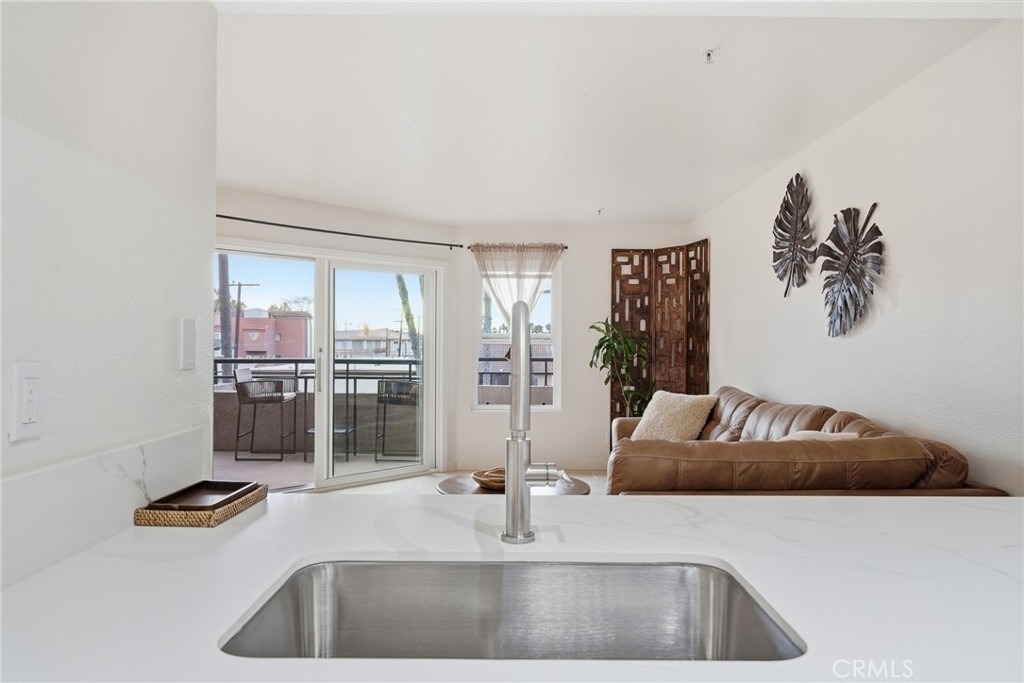 1200 Pacific Coast Highway - Photo 12