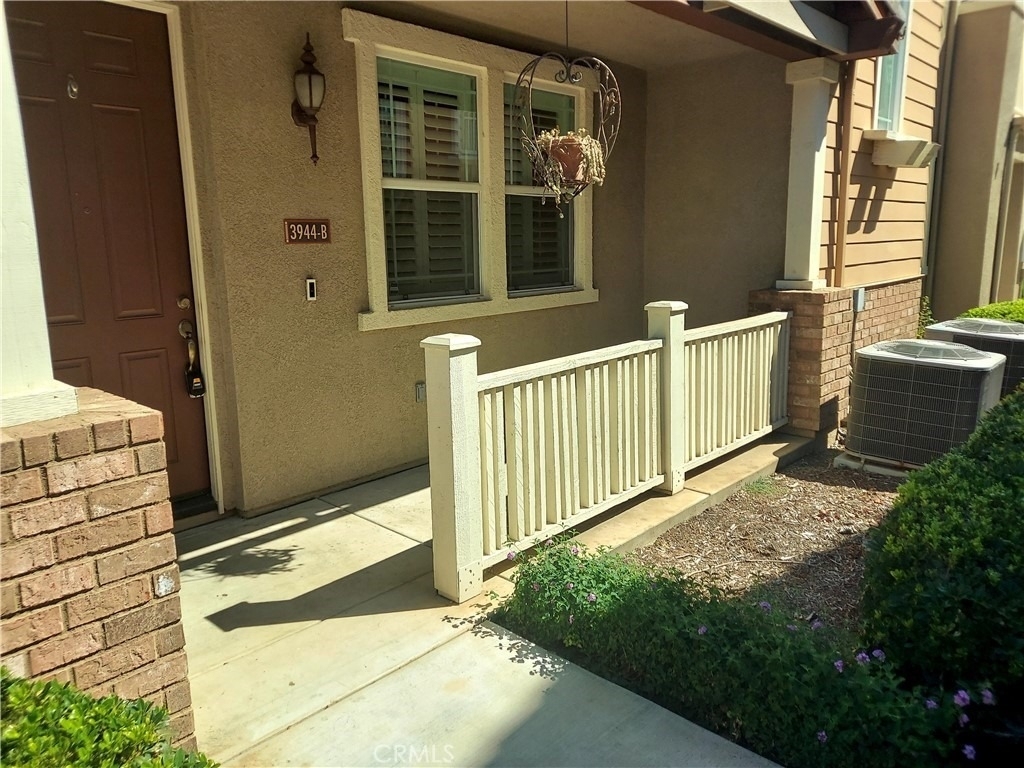 3944 Polk - Photo 1