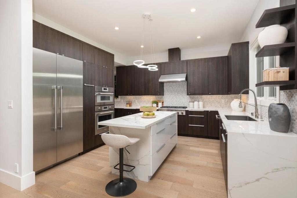1909 Menalto Avenue - Photo 8