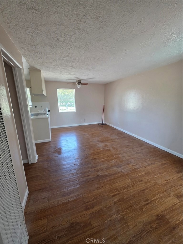7490 Magnolia - Photo 2