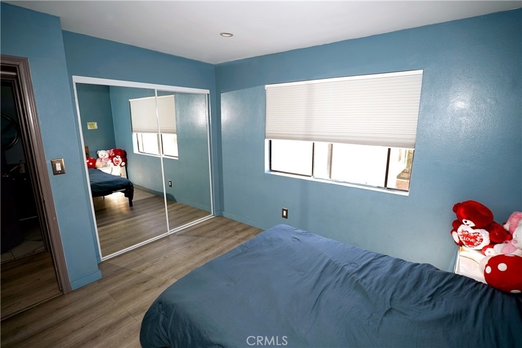 18954 Sherman Way - Photo 23