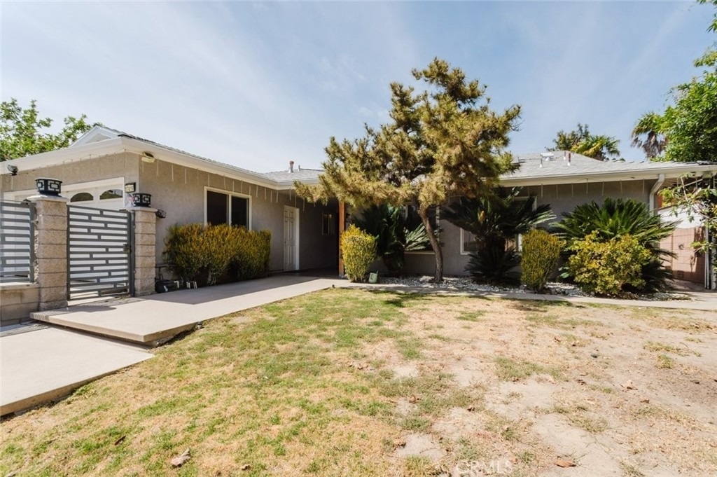 17419 Blackhawk Street - Photo 0