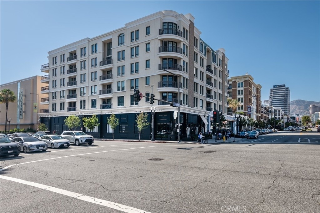 268 Caruso Avenue - Photo 46