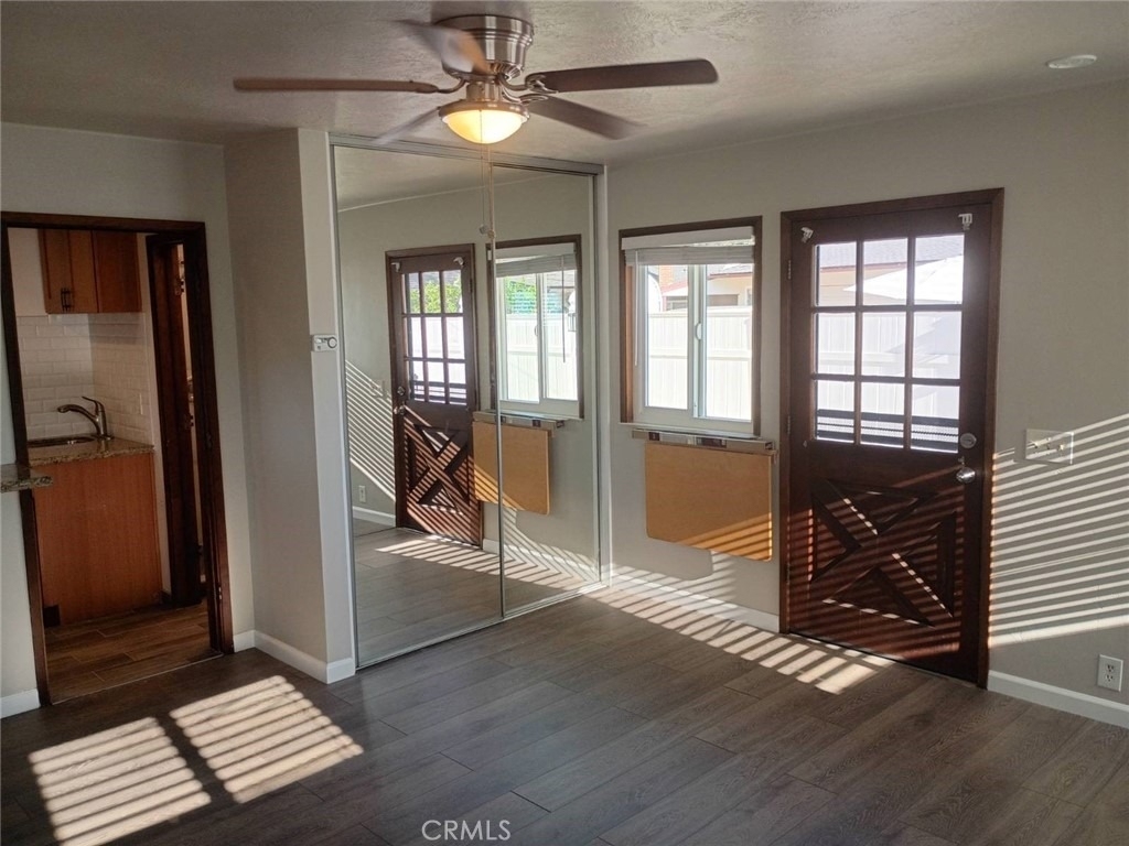 947 E Cypress Avenue - Photo 7