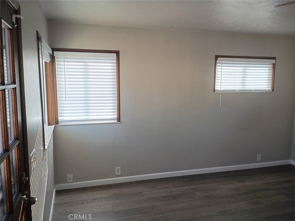 947 E Cypress Avenue - Photo 6