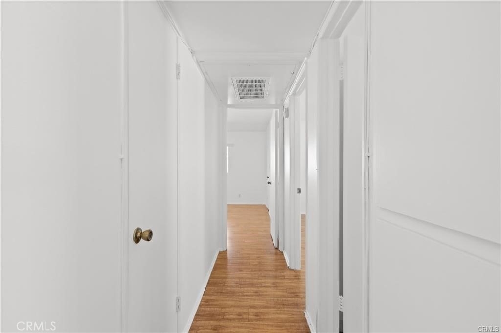 5400 Newcastle - Photo 15