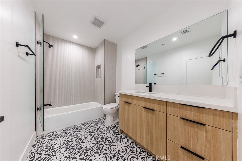 1065 S Corning Street - Photo 15