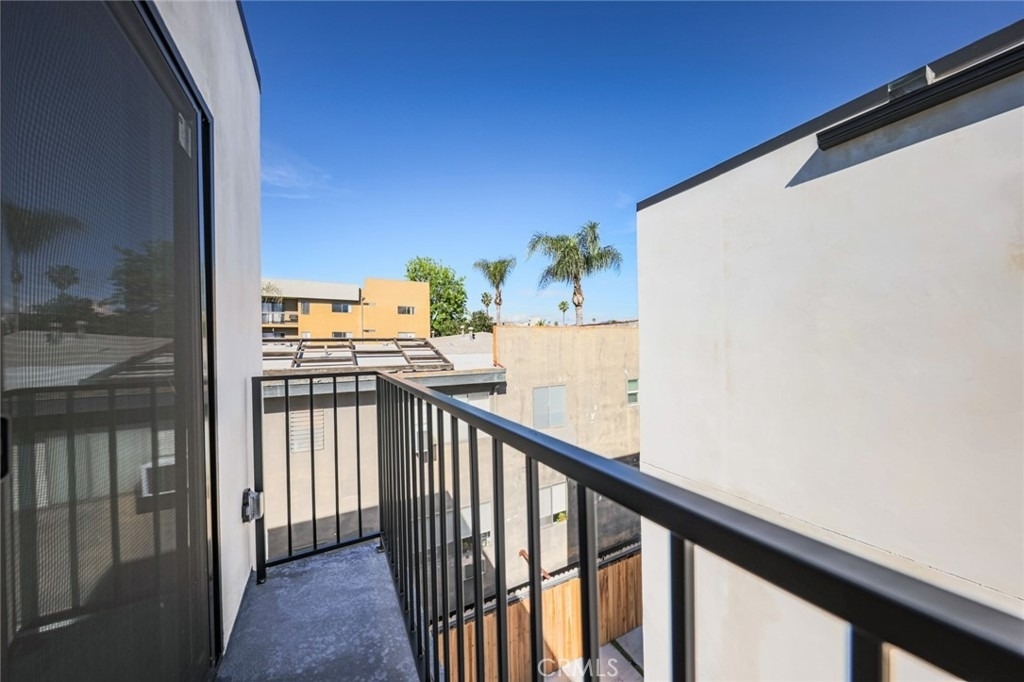 1237 N Orange Drive - Photo 27