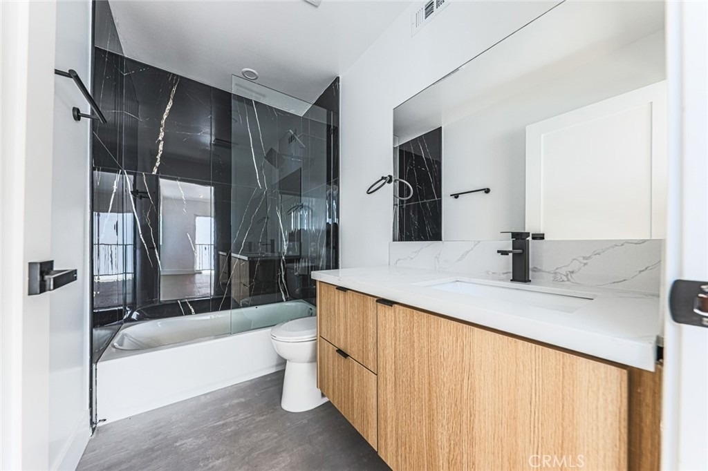 1237 N Orange Drive - Photo 31