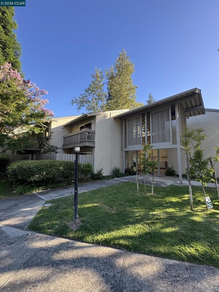 1241 Homestead Ave - Photo 1