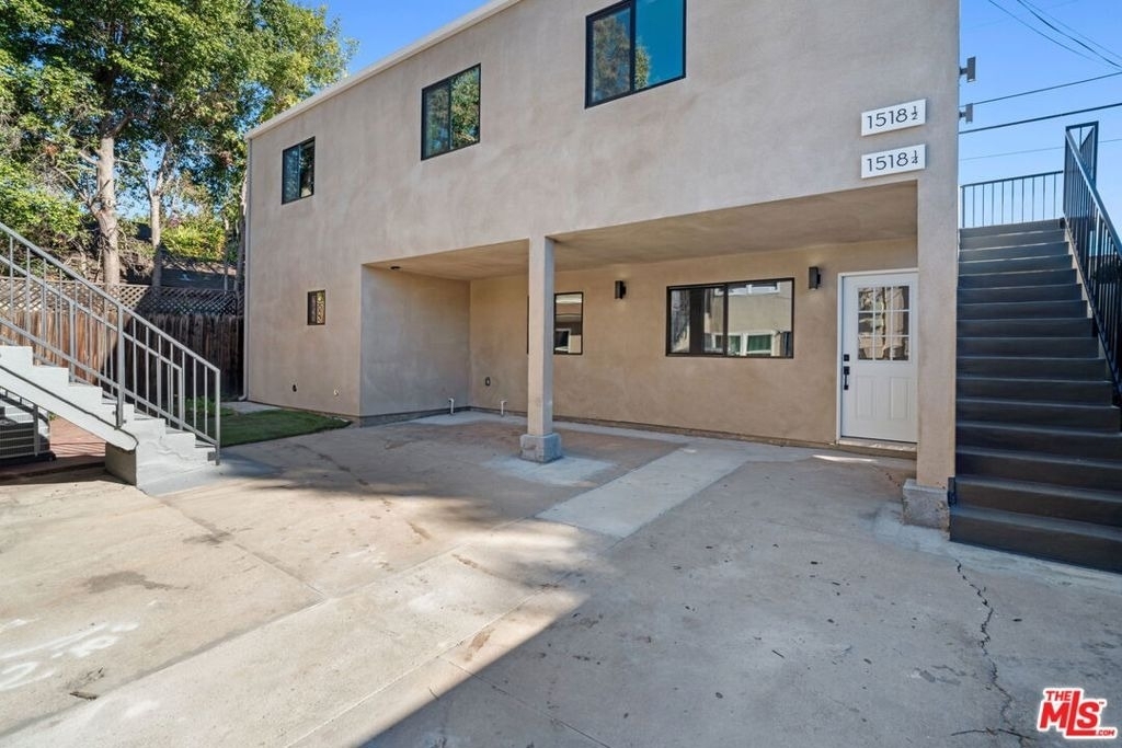 1518 1/4 Stearns Drive - Photo 21