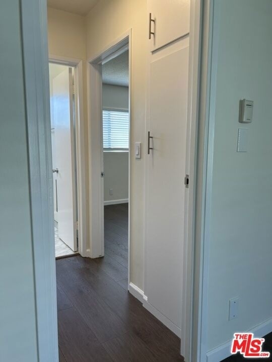 346 S Van Ness Avenue - Photo 12