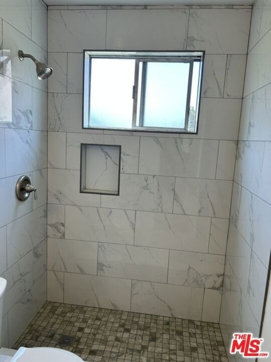 346 S Van Ness Avenue - Photo 15