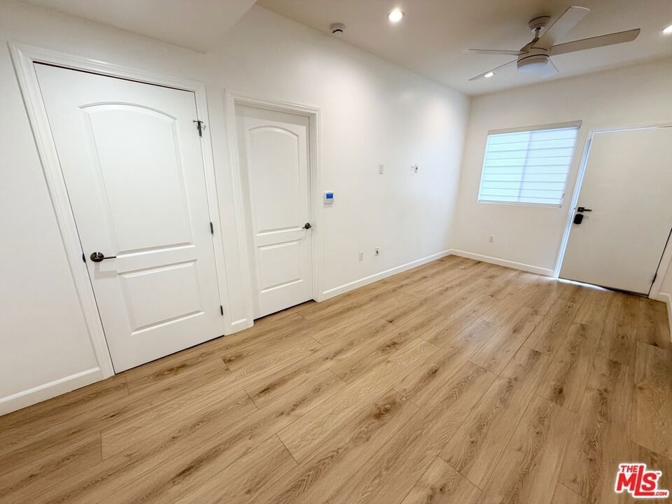 816 1/2 N Mccadden Place - Photo 5