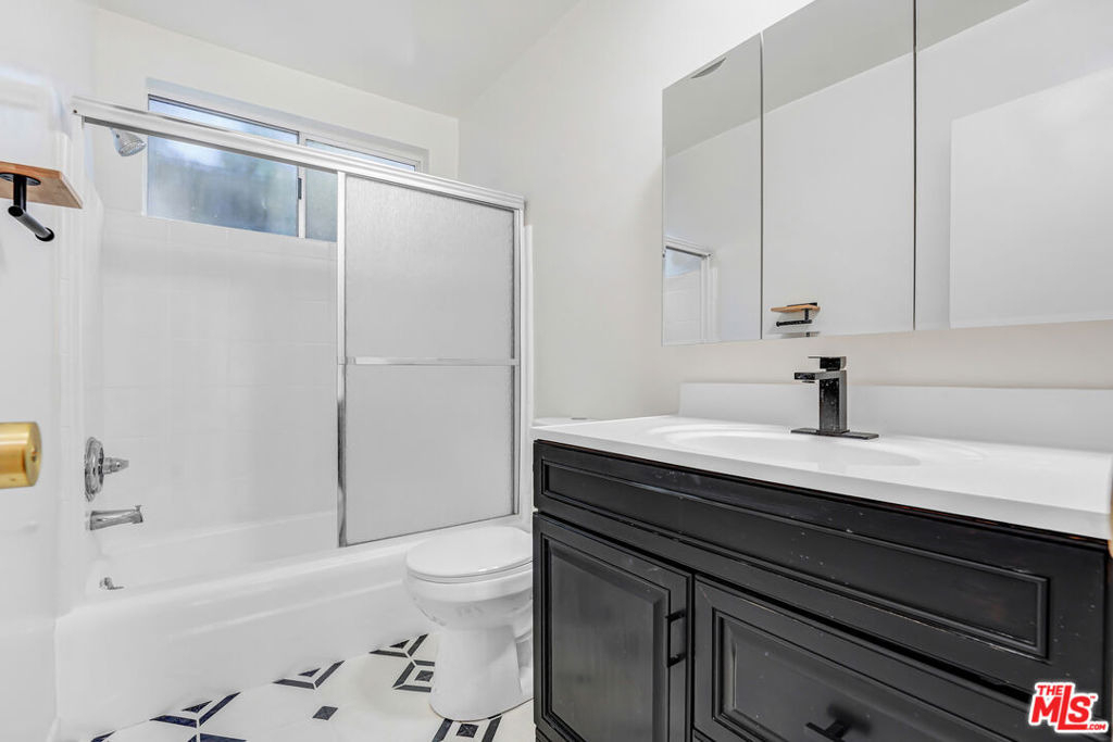 1044 9th Street - Photo 8