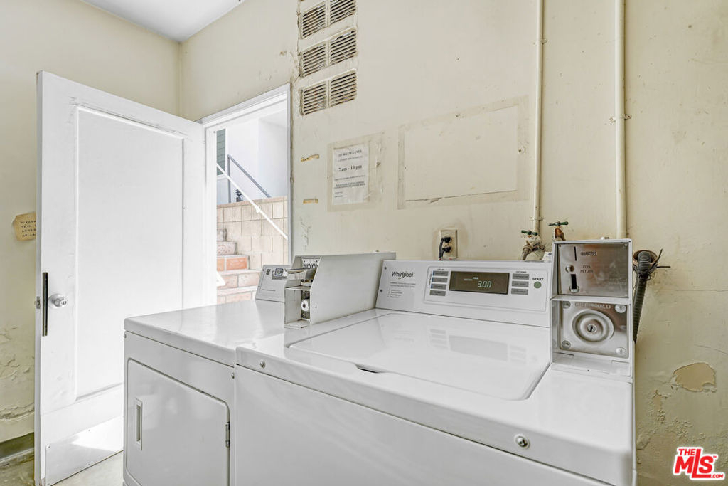 1044 9th Street - Photo 14