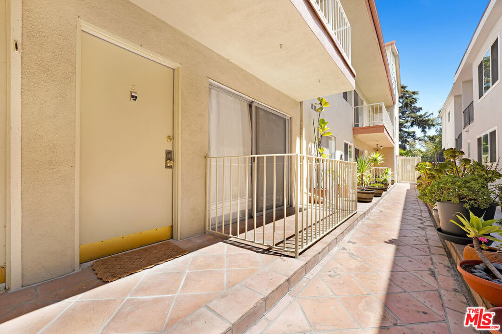 1044 9th Street - Photo 12