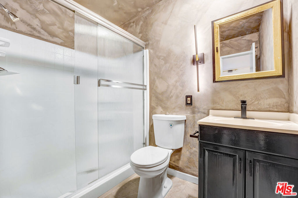 1044 9th Street - Photo 11