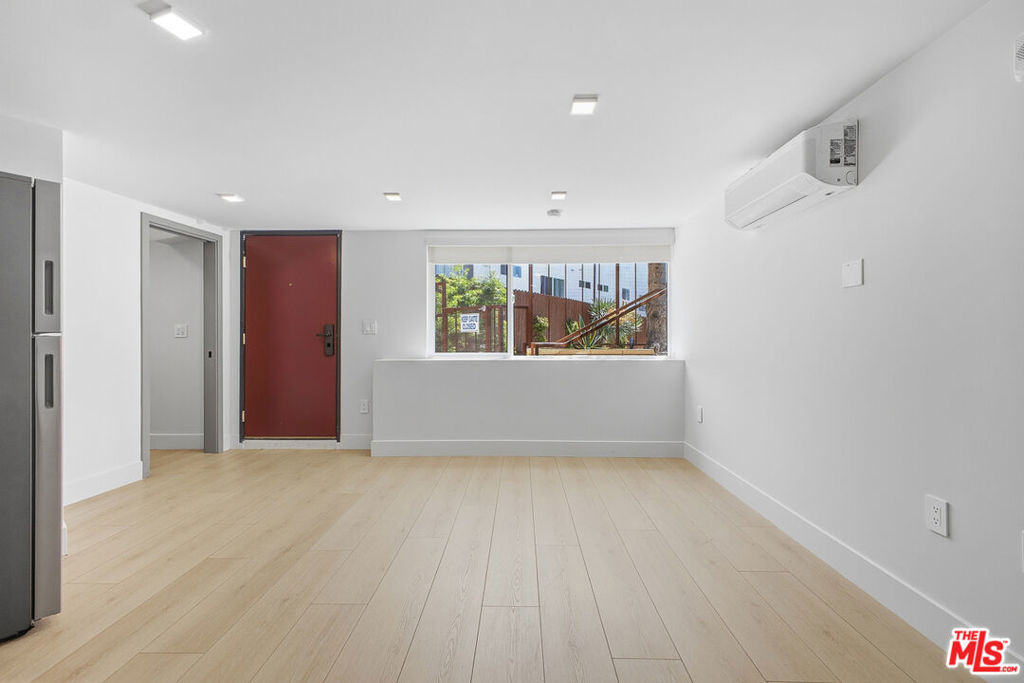 12425 Texas Avenue - Photo 6