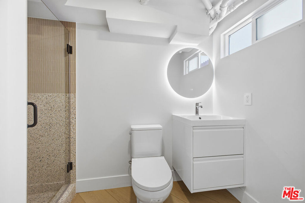 12425 Texas Avenue - Photo 7