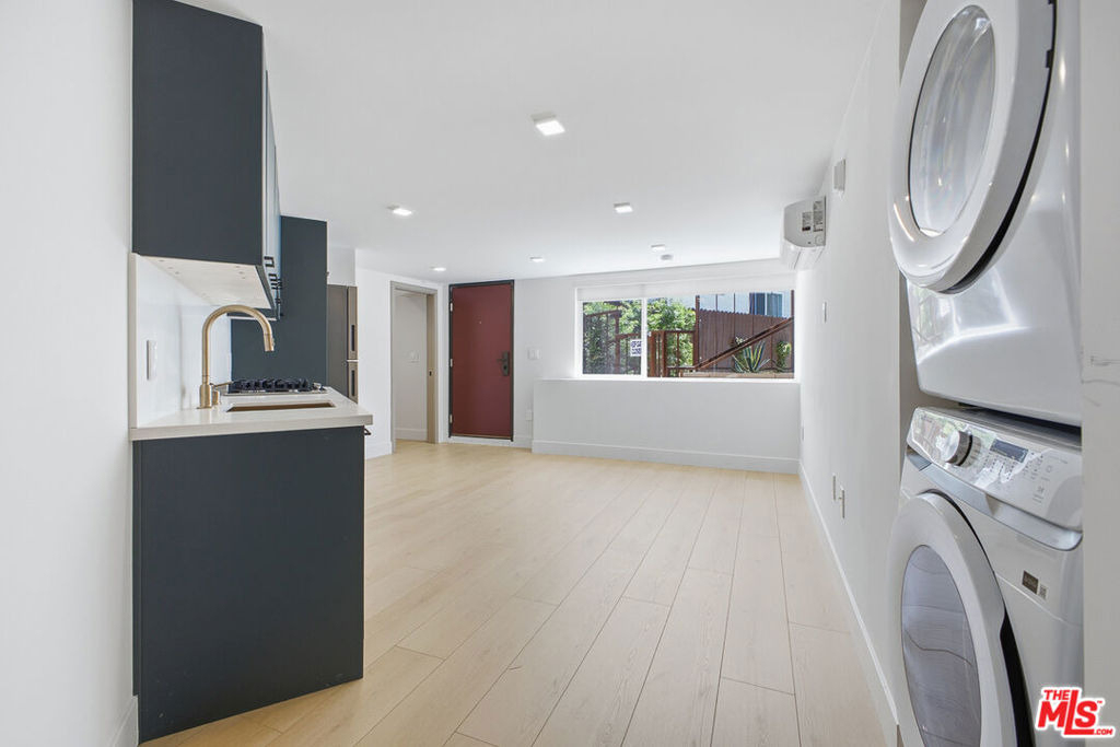 12425 Texas Avenue - Photo 4