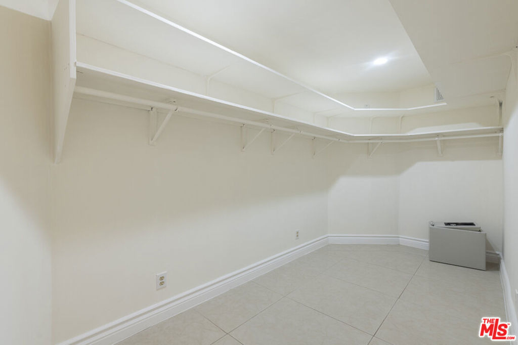 16379 Meadowridge Road - Photo 28