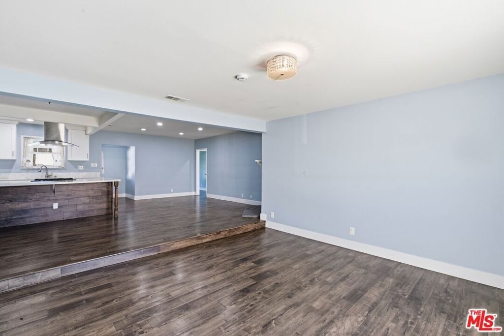 14141 Gault Street - Photo 10