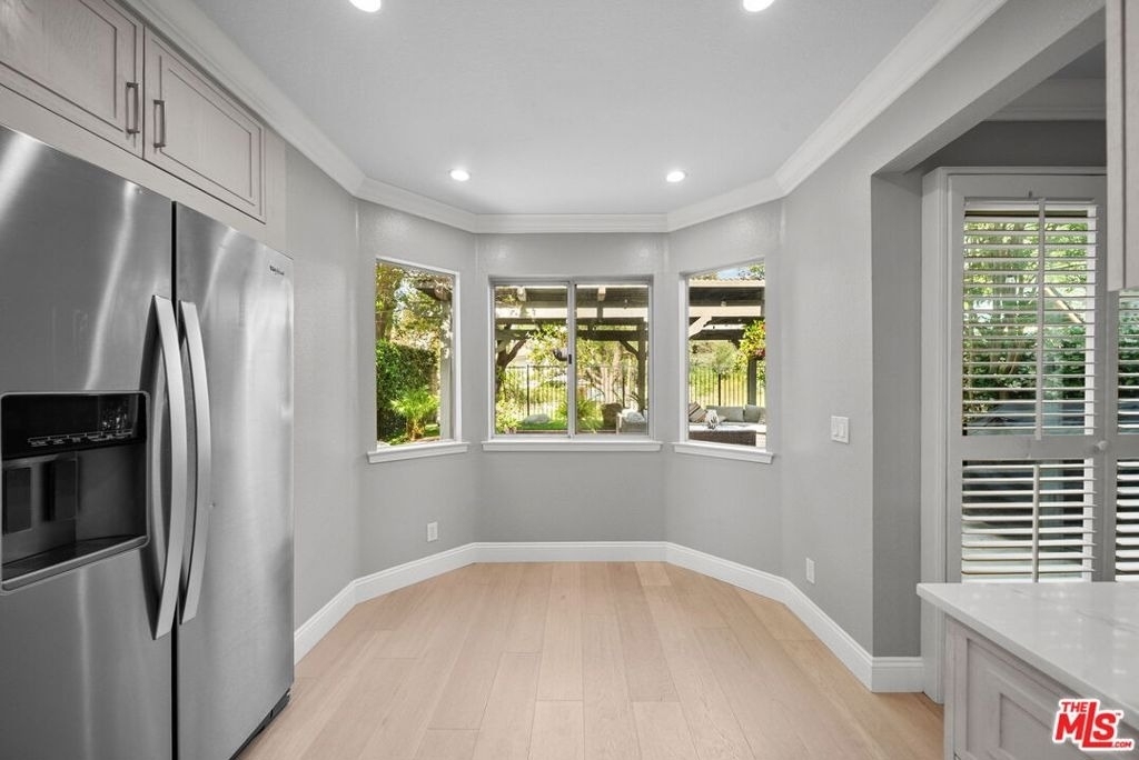 5413 Mark Court - Photo 11